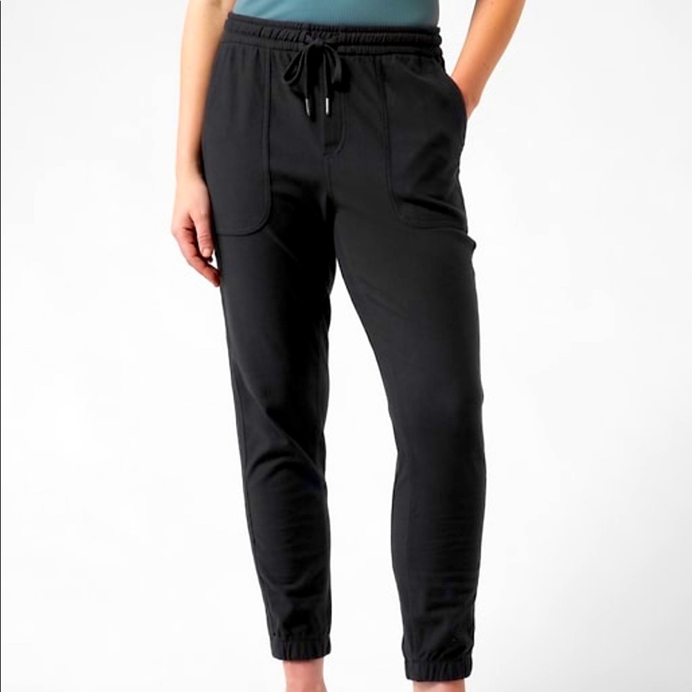Athleta Bounce Back Jogger